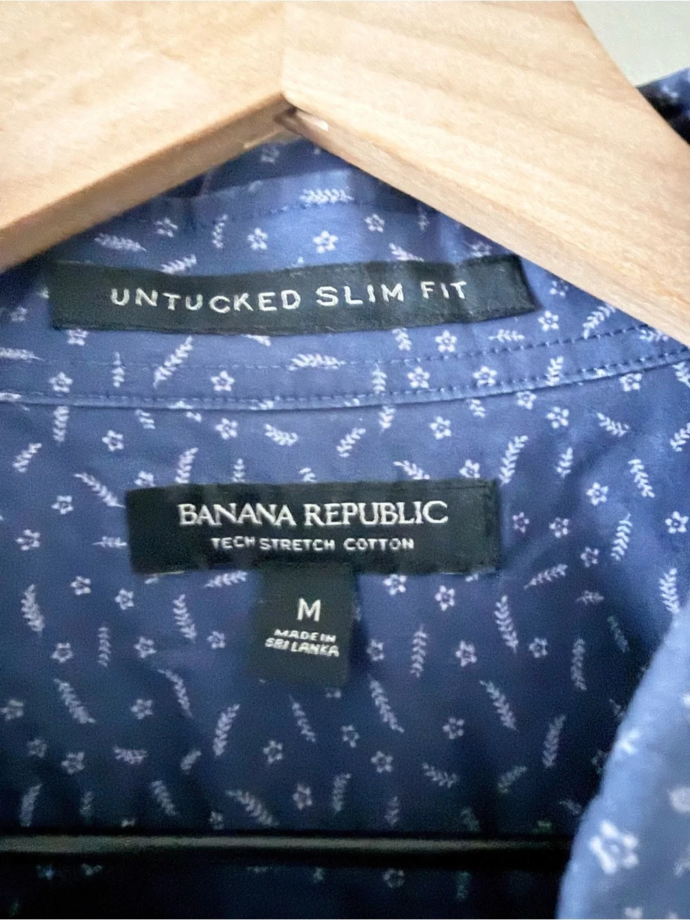 Banana Republic Navy Printed Button-Down Untuck Slim Fit Tech Stretch Size M